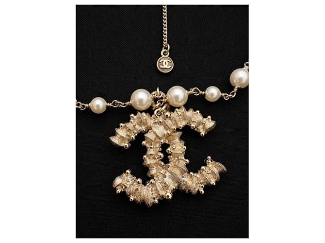 Collana Chanel con pendente CC, perle e cristalli Bianco D'oro - vista 4