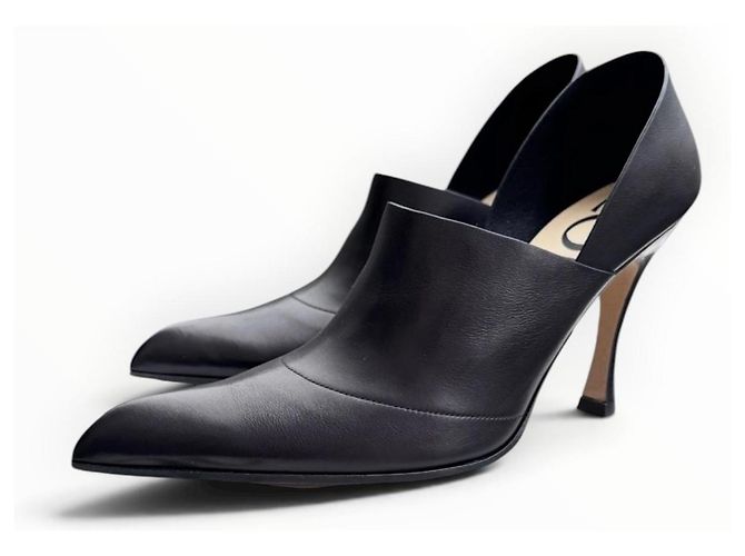 Loewe Escarpins en Cuir Noir à Bout Pointu - vue 10