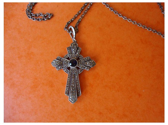 Autre Marque Pendente Croce Art Déco in Argento e Marcasite - vista 4