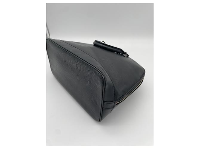 Louis Vuitton Alma PM in pelle Epi nera Nero - vista 7