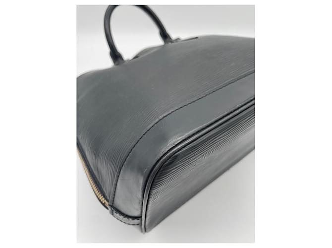 Louis Vuitton Alma PM in pelle Epi nera Nero - vista 8