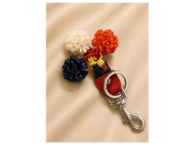 Dolce & Gabbana Schlüsselanhänger mit bunten Pompons Weiß Rot Blau Orange Gelb - Ansicht 3