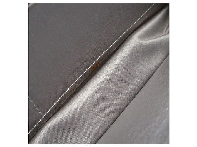 Borsa a tracolla Chanel CC Embossed Lambskin Camellia Wallet On Chain Nera Nero - vista 5