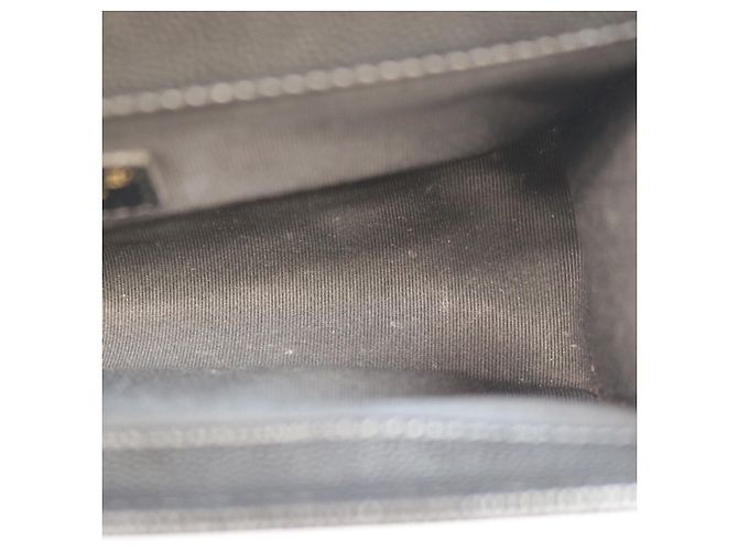 Borsa a tracolla Chanel Boy Caviar Nero - vista 10