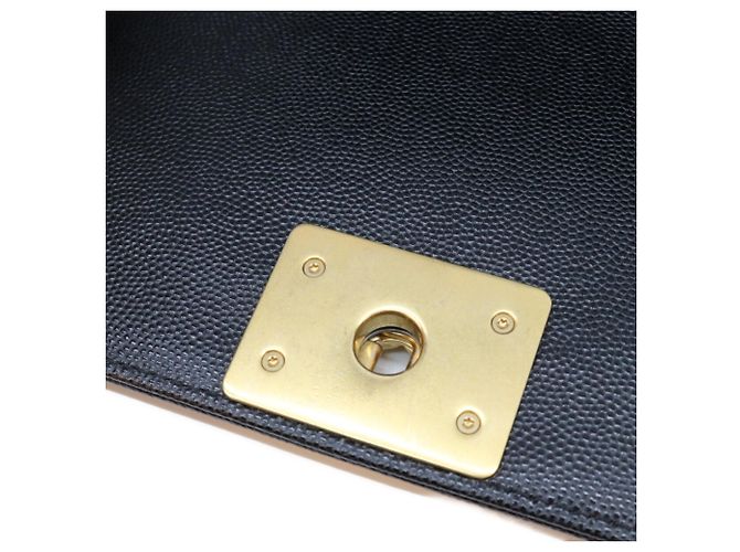 Borsa a tracolla Chanel Boy in nero - vista 11