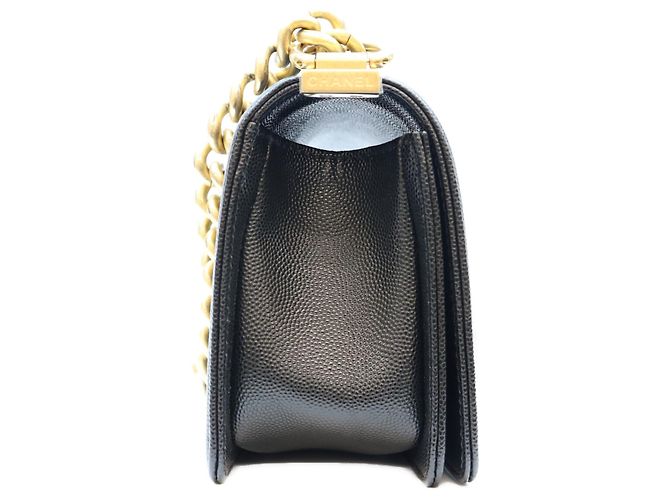 Borsa a tracolla Chanel Boy in nero - vista 4