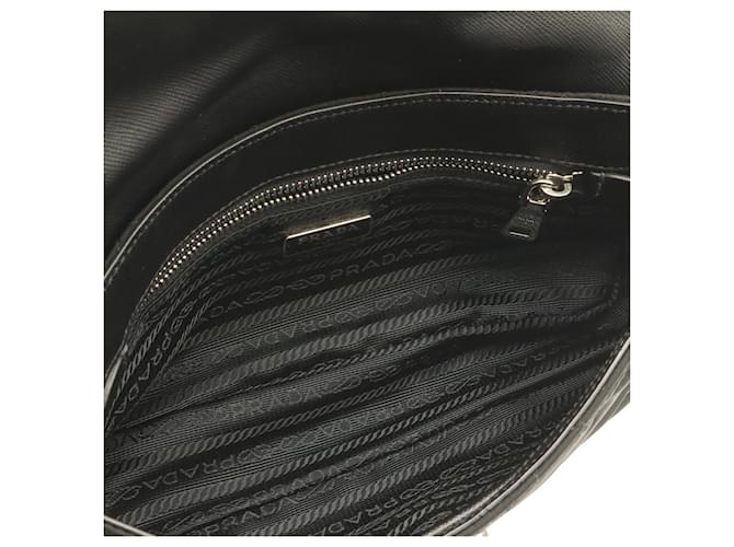 Clutch Prada em nylon acolchoado e couro Preto - vista 7