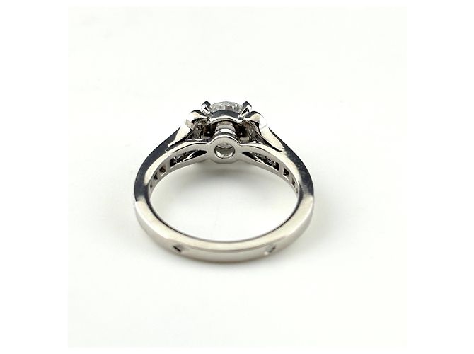 Cartier Ballerina Ring aus Platin - Ansicht 5