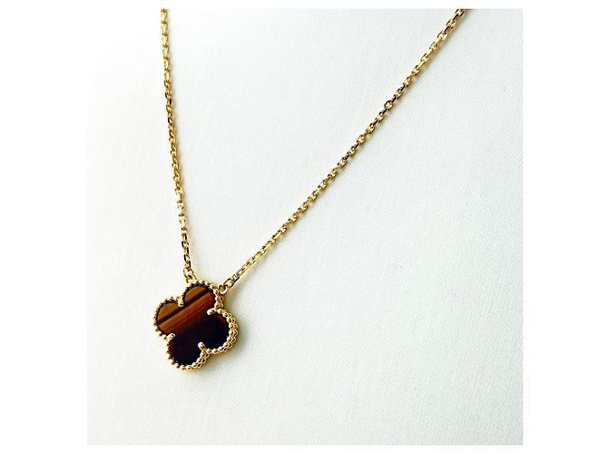 Collana con Pendente Van Cleef & Arpels Vintage Alhambra in Oro Giallo - vista 2