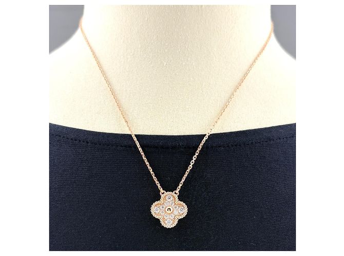 Collana Pendente Van Cleef & Arpels Vintage Alhambra Pink Gold - vista 4