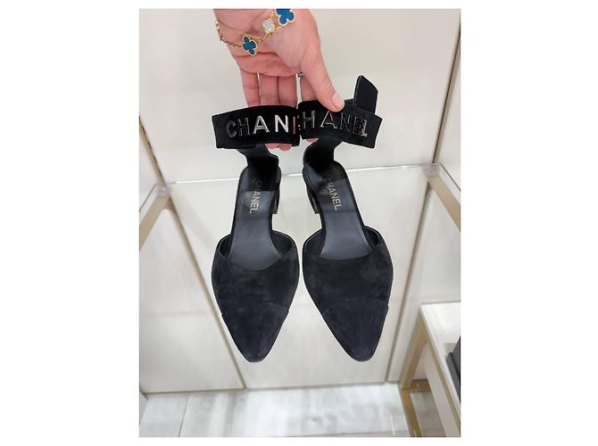 Chanel Black Suede CC Ankle-Strap Pumps Size 41C Pre-owned - view 2