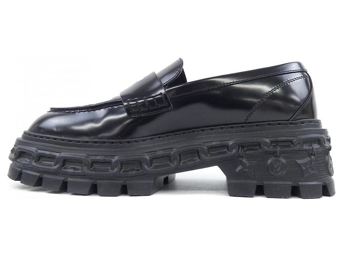 Mocassini Louis Vuitton LV Record Line in vitello lucido Nero - vista 2