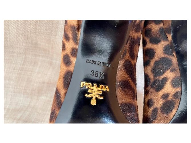 Prada Décolleté in pelo di vitello con stampa leopardata Marrone Stampa leopardo - vista 9