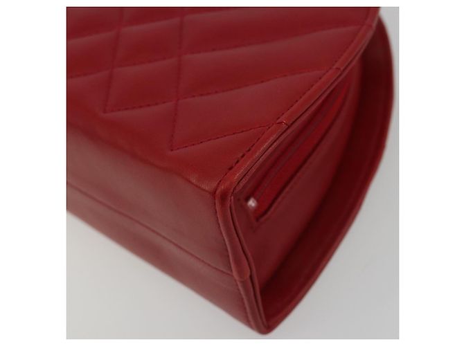 Timeless Borsa a tracolla CHANEL Matelassé con catena in pelle d'agnello rossa e CC dorato - vista 10