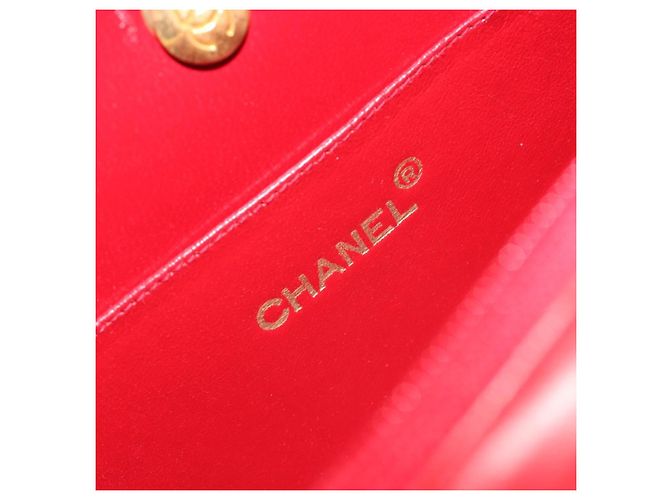 Timeless Borsa a tracolla CHANEL Matelassé con catena in pelle d'agnello rossa e CC dorato - vista 16