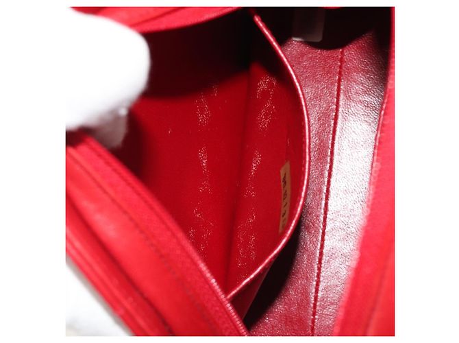 Timeless Borsa a tracolla CHANEL Matelassé con catena in pelle d'agnello rossa e CC dorato - vista 21