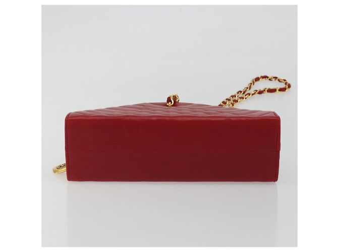 Timeless Borsa a tracolla CHANEL Matelassé con catena in pelle d'agnello rossa e CC dorato - vista 9