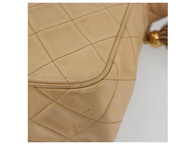 CHANEL Matelasse Shoulder Bag Lamb Skin Beige Gold CC - vista 17