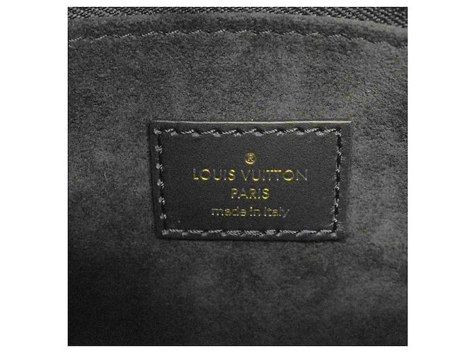 Borsa Louis Vuitton Monogram Empreinte OnTheGo PM Nero - vista 5