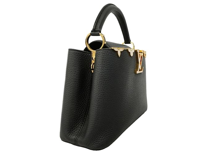 Borsa Louis Vuitton Capucines BB Nero - vista 2