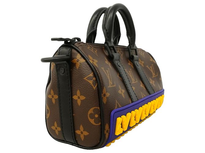 Borsa a mano Louis Vuitton Monogram LV Rubber Keepall XS Marrone - vista 2