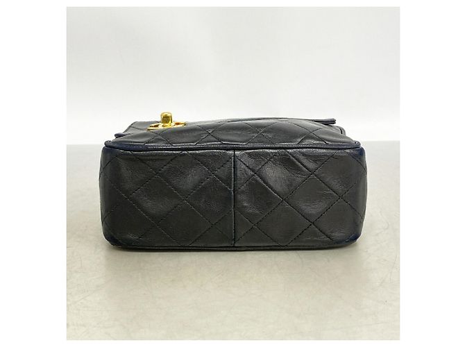 Borsa a tracolla Chanel Matelassé Nero - vista 3