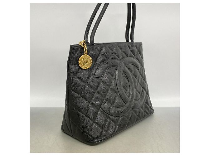 Timeless Borsa Tote Chanel in pelle di vitello martellata nera Nero - vista 2