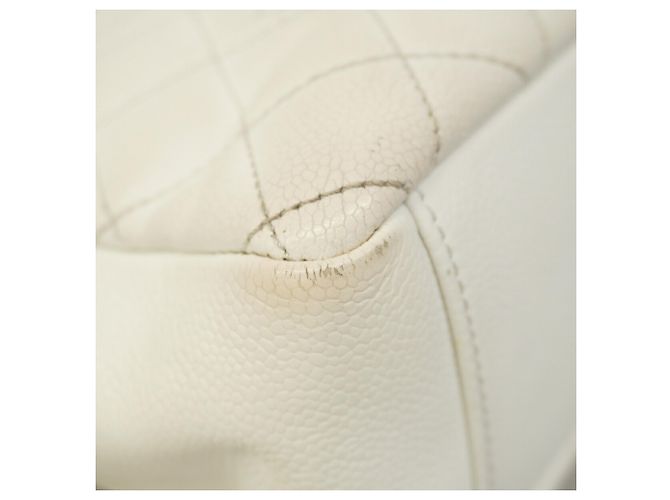 Timeless Borsa Tote Chanel in vitello grana bianca Bianco - vista 11