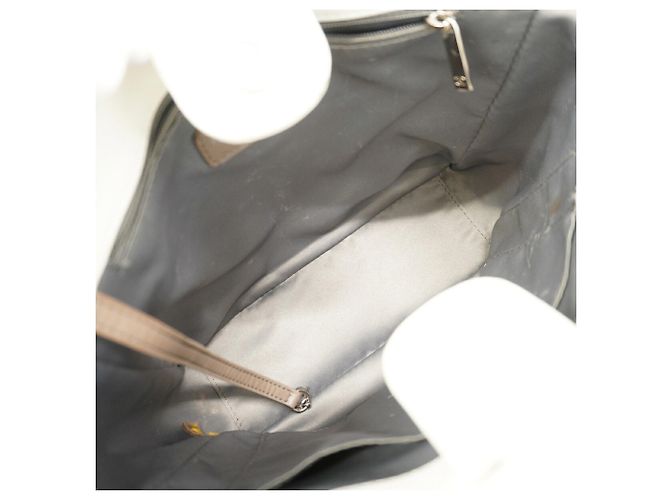Timeless Borsa Tote Chanel in vitello grana bianca Bianco - vista 4