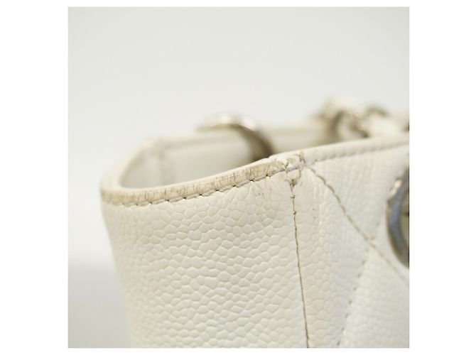 Timeless Borsa Tote Chanel in vitello grana bianca Bianco - vista 7