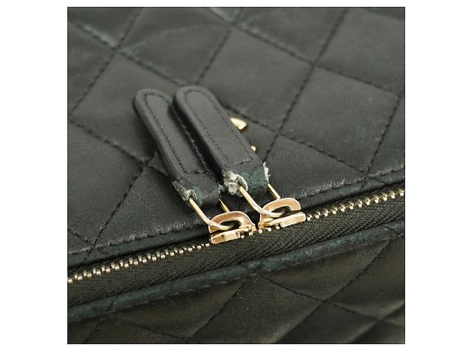 Borsa Vanity Chanel in pelle d'agnello nera Nero - vista 13