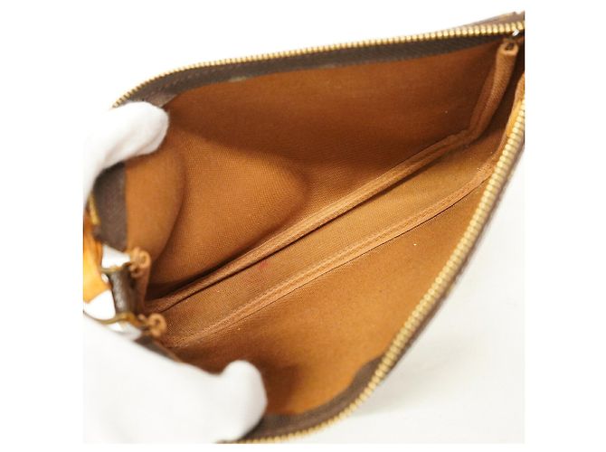 Louis Vuitton Monogram Pochette Accessoires Bag/Pouch Marrone - vista 4