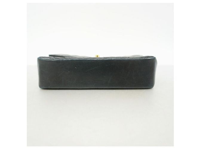 Borsa a tracolla con catena Chanel Matelassé Nero - vista 3