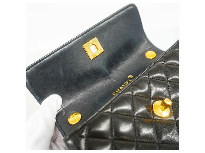 Borsa a tracolla con catena Chanel Matelassé Nero - vista 6