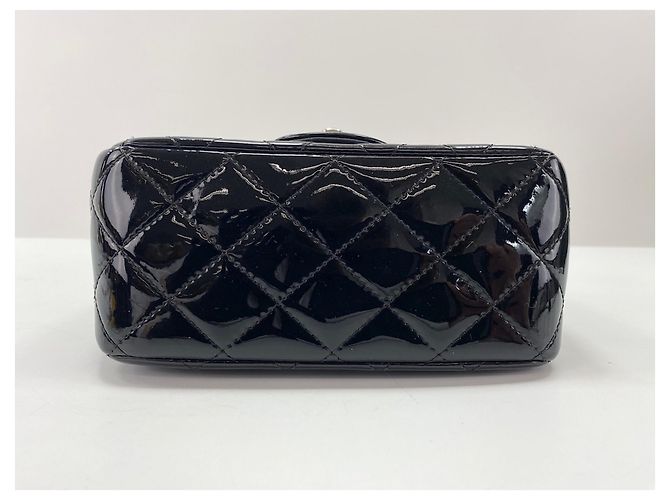 Borsa a tracolla Chanel Mini Matelassé, Black Nero - vista 5