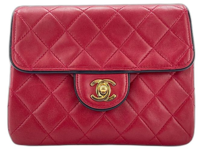 Borsa a tracolla Chanel Mini Matelassé in rosso - vista 2