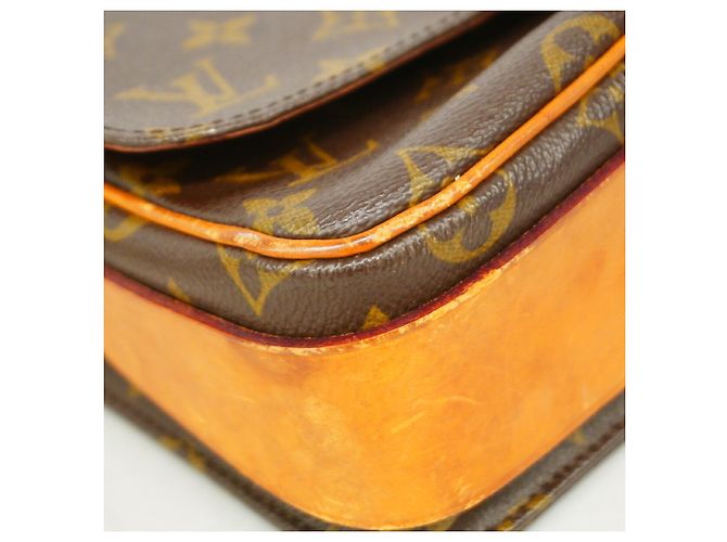 Borsa a tracolla Louis Vuitton Monogram Cartouchiere MM Marrone - vista 6