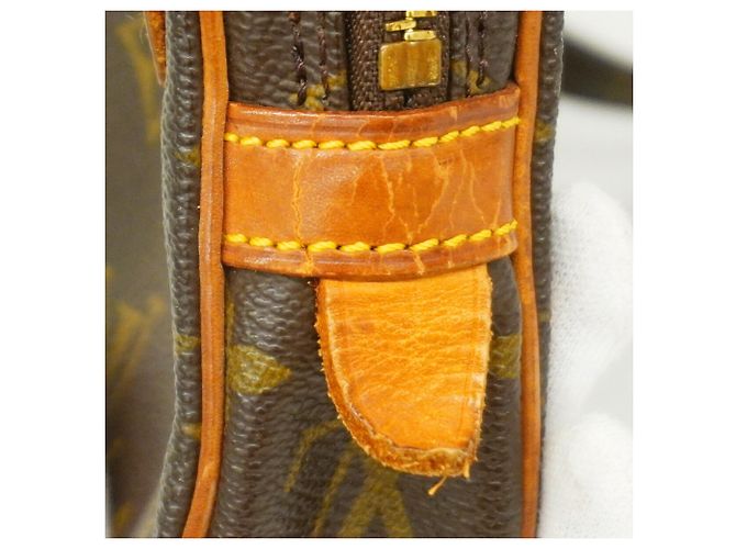 Louis Vuitton Monogram Pochette Marly Bandoulière Shoulder Bag Marrone - vista 6