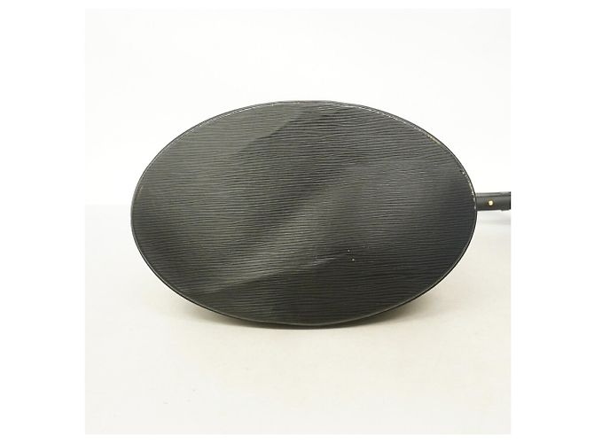 Borsa a tracolla Louis Vuitton Epi Cluny Nero - vista 3