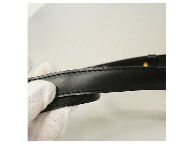 Borsa a tracolla Louis Vuitton Epi Cluny Nero - vista 8