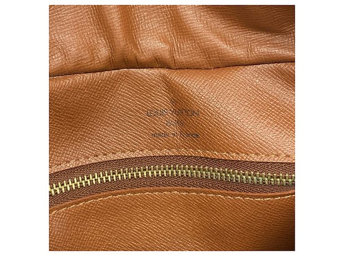 Borsa a tracolla Louis Vuitton Monogram Boulogne 30 Marrone - vista 5