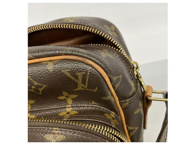 Borsa a tracolla Louis Vuitton Monogram Nile M45244 Marrone - vista 6