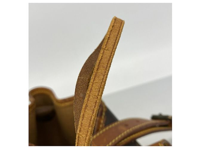 Noe Borsa a tracolla Louis Vuitton Monogram Petit Noé Marrone - vista 10