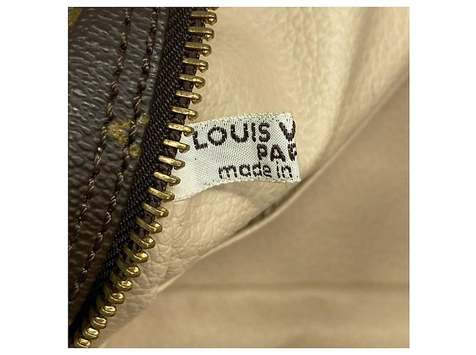 Pouch Louis Vuitton Monogram Toilette 28 Marrone - vista 5