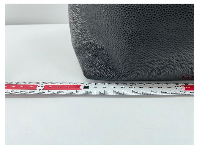 Borsa Tote Chanel Reissue in Nero - vista 4