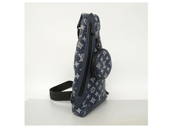 Borsa Duo Sling Monogram Shadow Louis Vuitton Bianco - vista 2