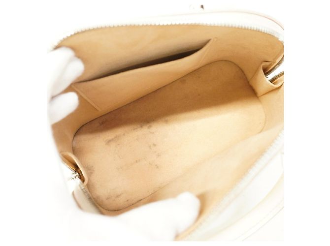 Borsa a mano Louis Vuitton Alma BB in pelle Epi Bianco - vista 4