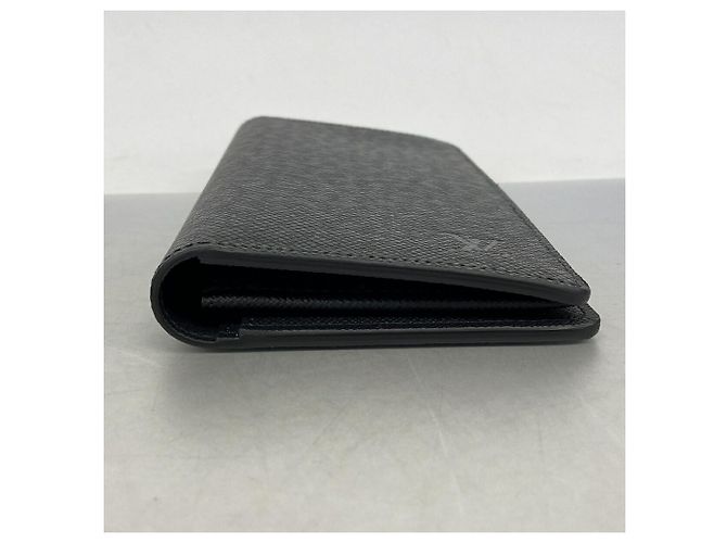 Louis Vuitton Taiga Portefeuille Brazza Long Wallet Nero - vista 2