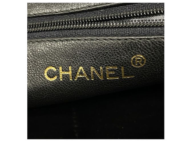 Borsa a tracolla Chanel in pelle d'agnello nera Nero - vista 5