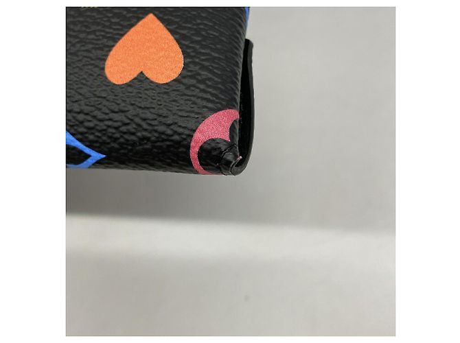 Louis Vuitton Monogram Game On Pochette Kirigami Nero Bianco - vista 8